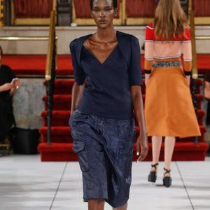 CREATURES OF THE WIND - RUNWAY - SATIN CARGO SZ.2